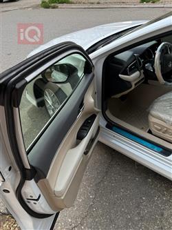 تۆیۆتا کامری